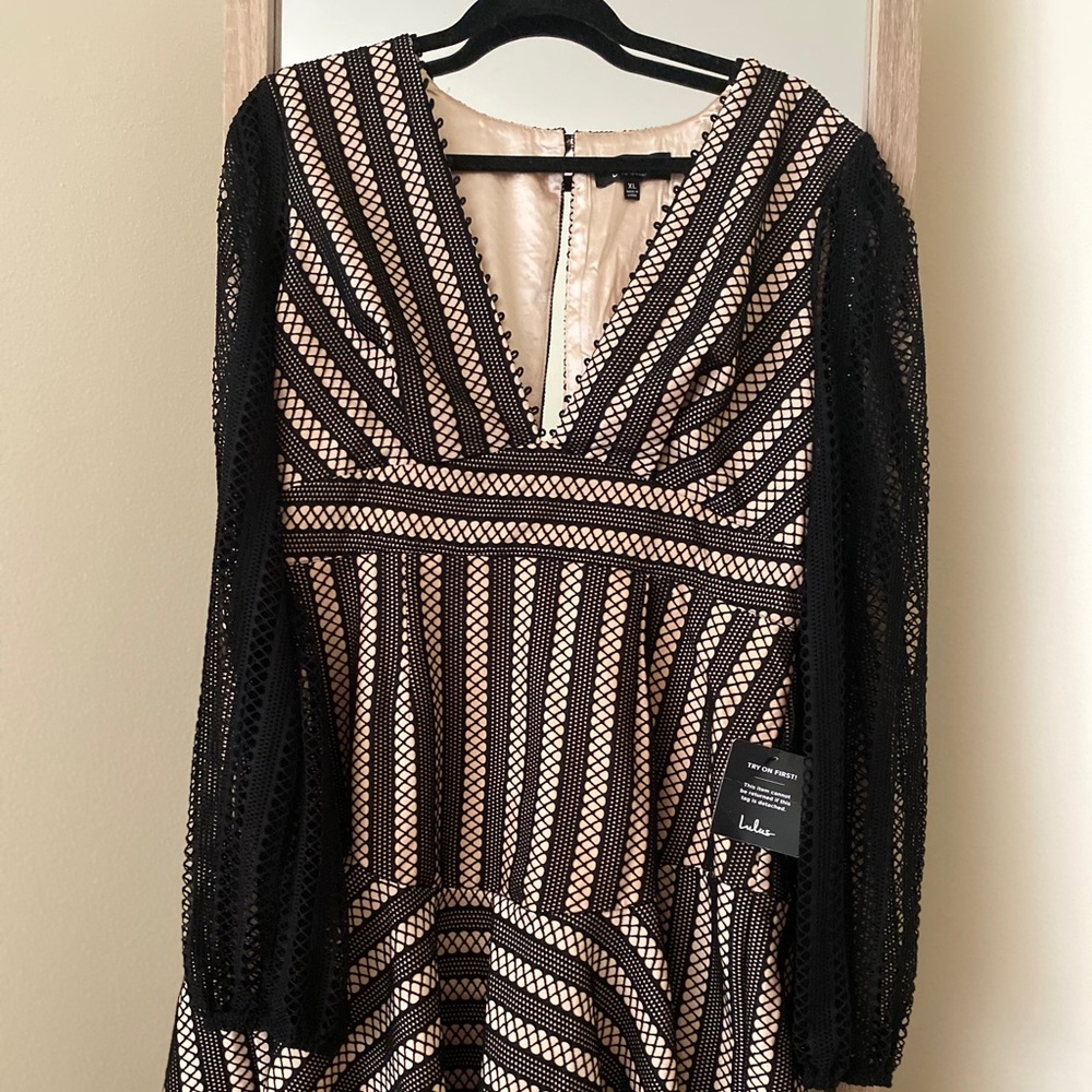 Black Lulu’s dress